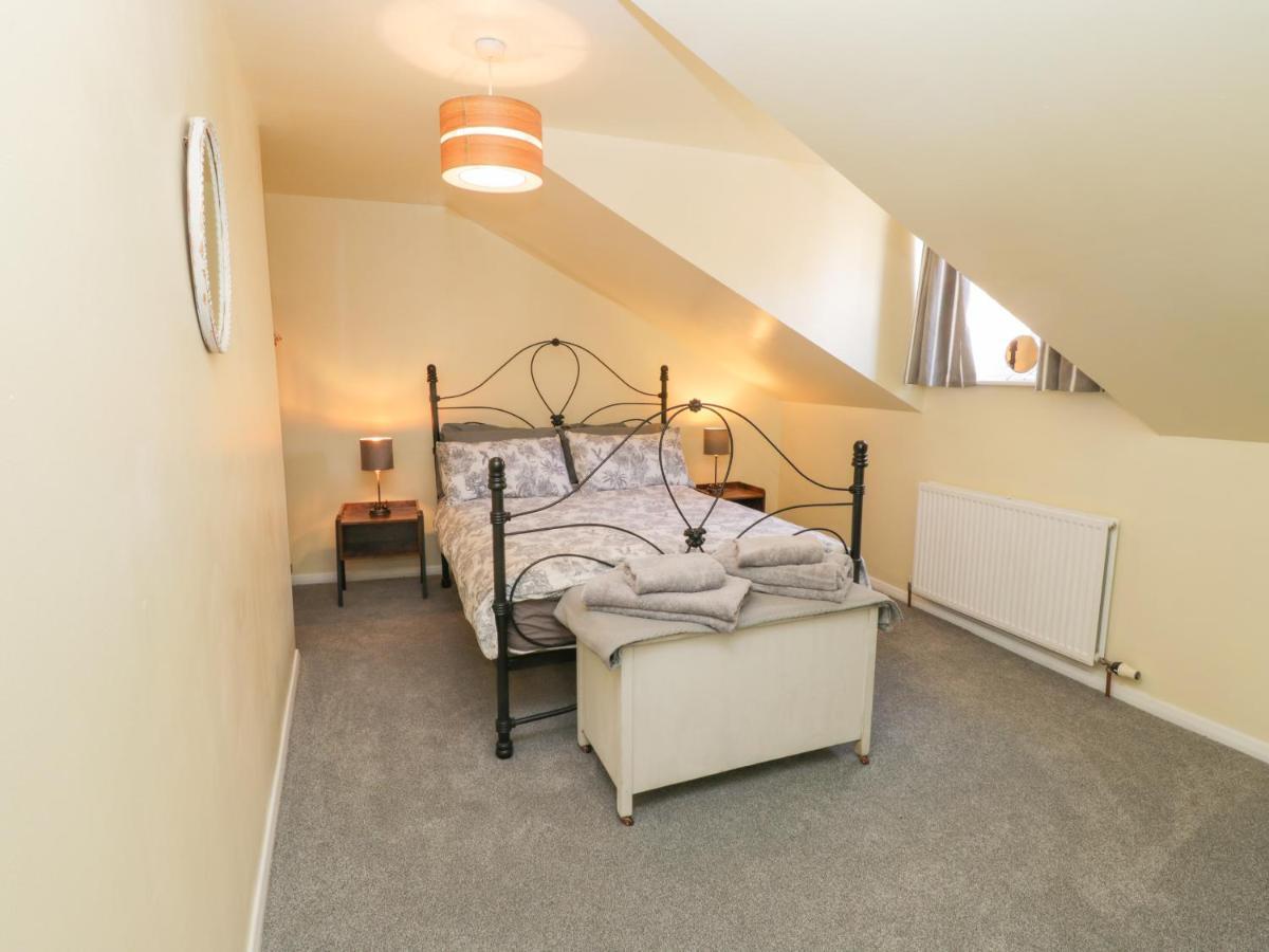 1 Burns Yard Apartman Whitby Kültér fotó